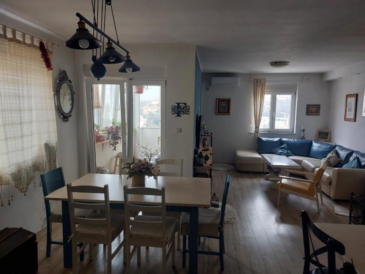 Apartments Franny Novi Vinodolski Buitenkant foto