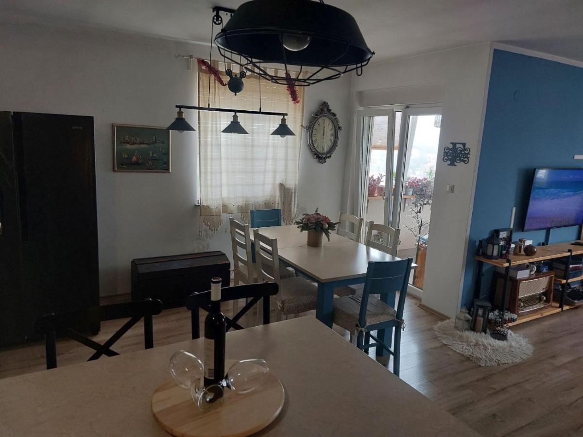 Apartments Franny Novi Vinodolski Buitenkant foto
